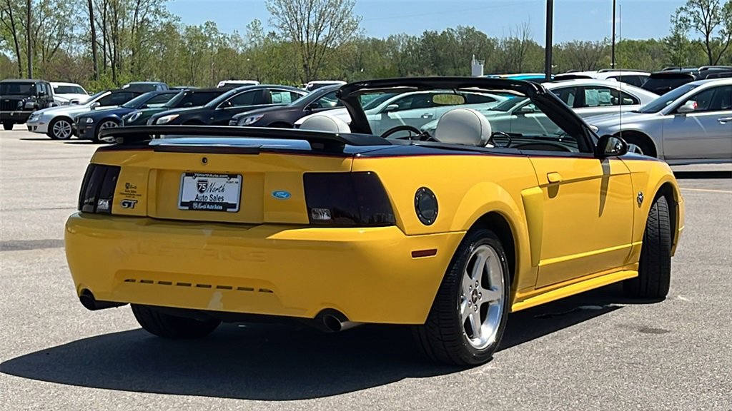 Used 2004 Ford Mustang GT image 7