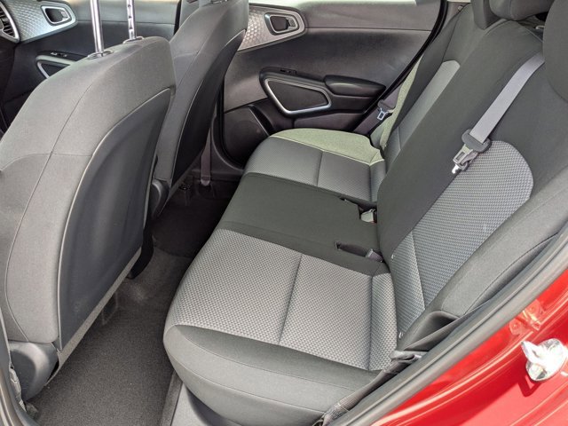 Used 2022 Kia Soul LX FWD image 17
