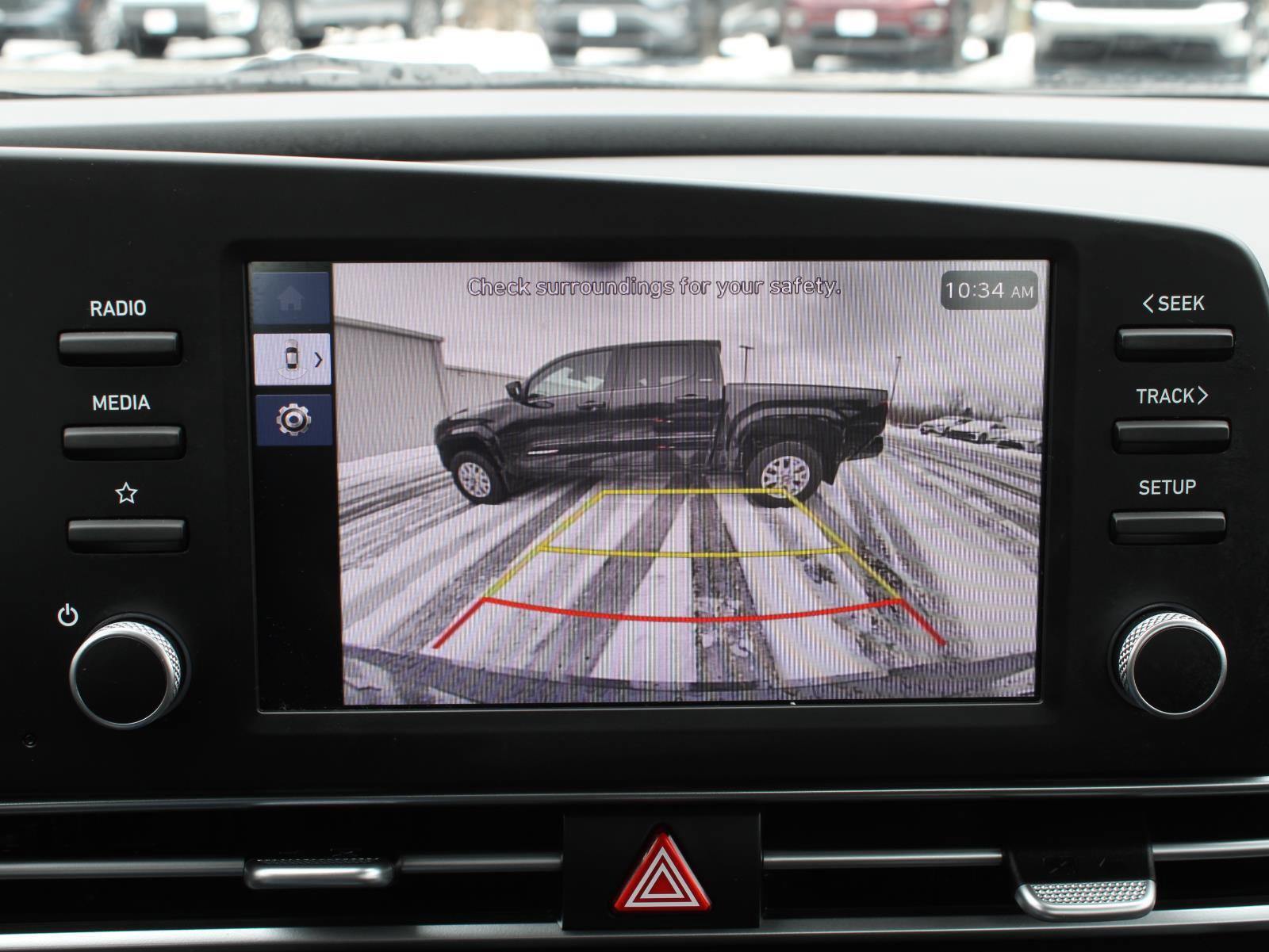 Used 2024 Hyundai Elantra SE image 15