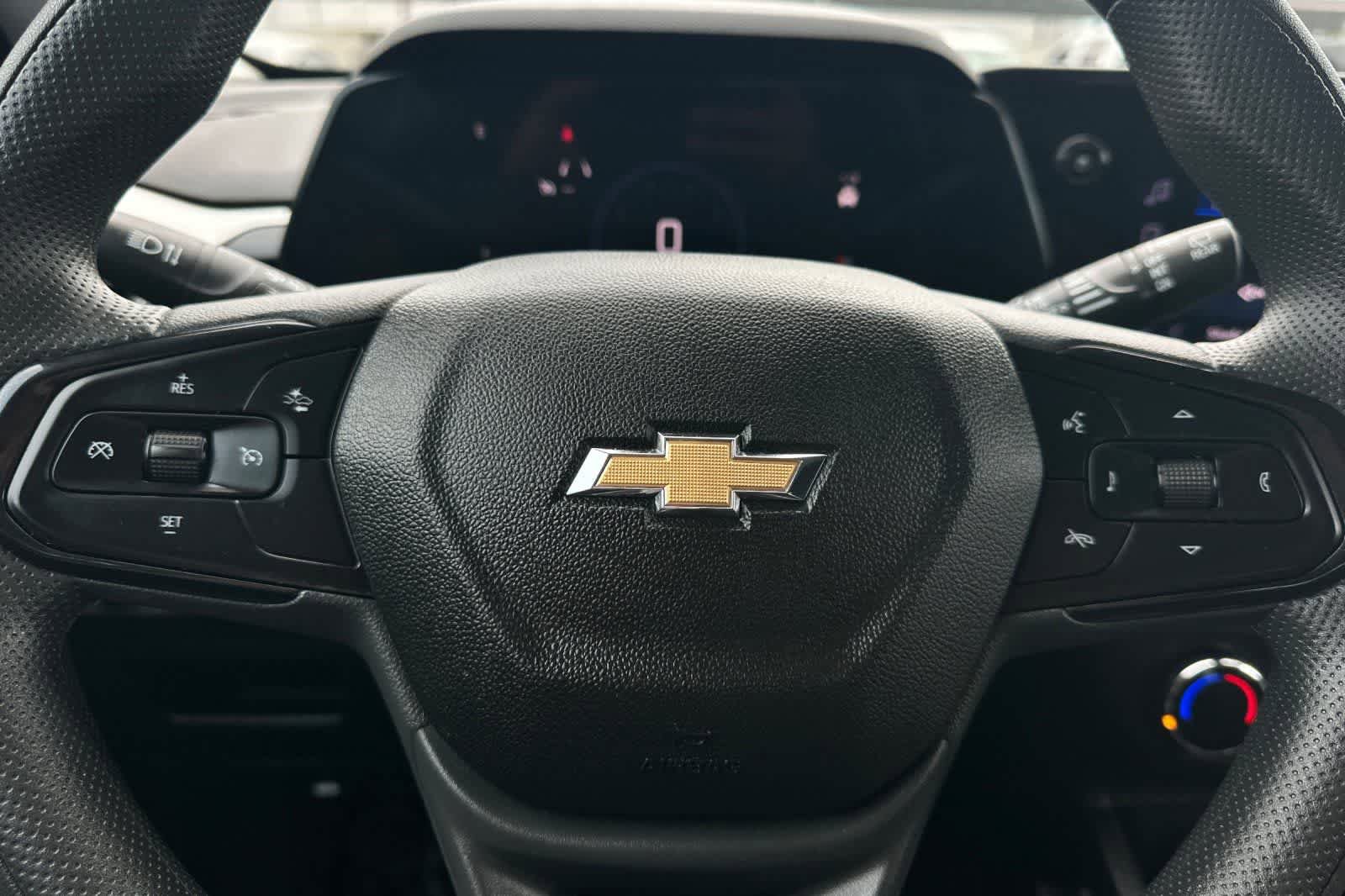Used 2025 Chevrolet TrailBlazer LS FWD image 27