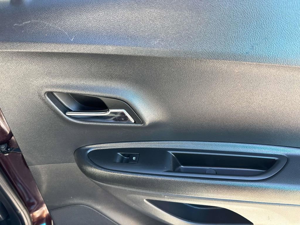 Used 2021 Chevrolet Trax LT w/ Driver Confidence Package image 15