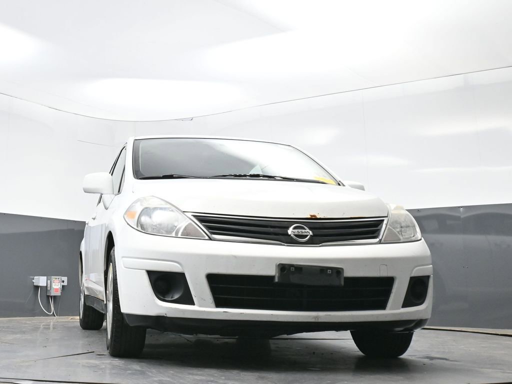 Used 2011 Nissan Versa 1.8 S FWD image 24