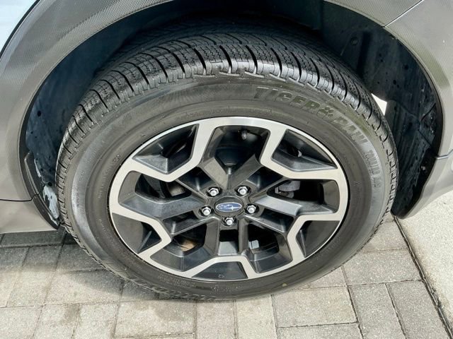 Used 2017 Subaru Crosstrek 2.0i Limited image 10