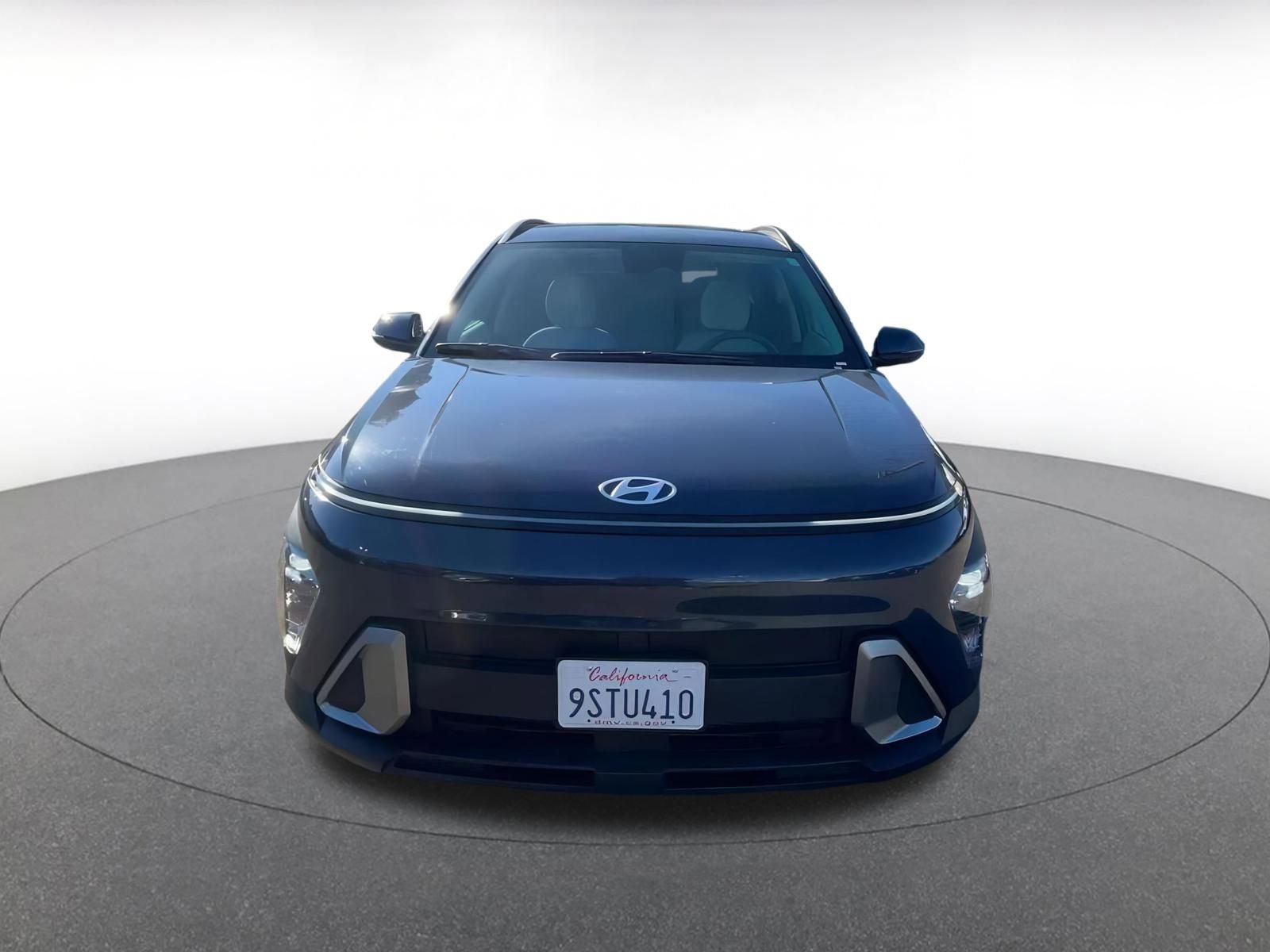 Used 2025 Hyundai Kona SEL image 4