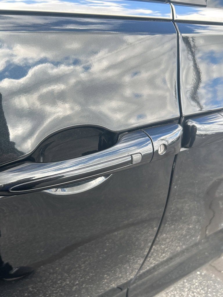 Used 2023 Chrysler Pacifica Touring-L FWD image 21