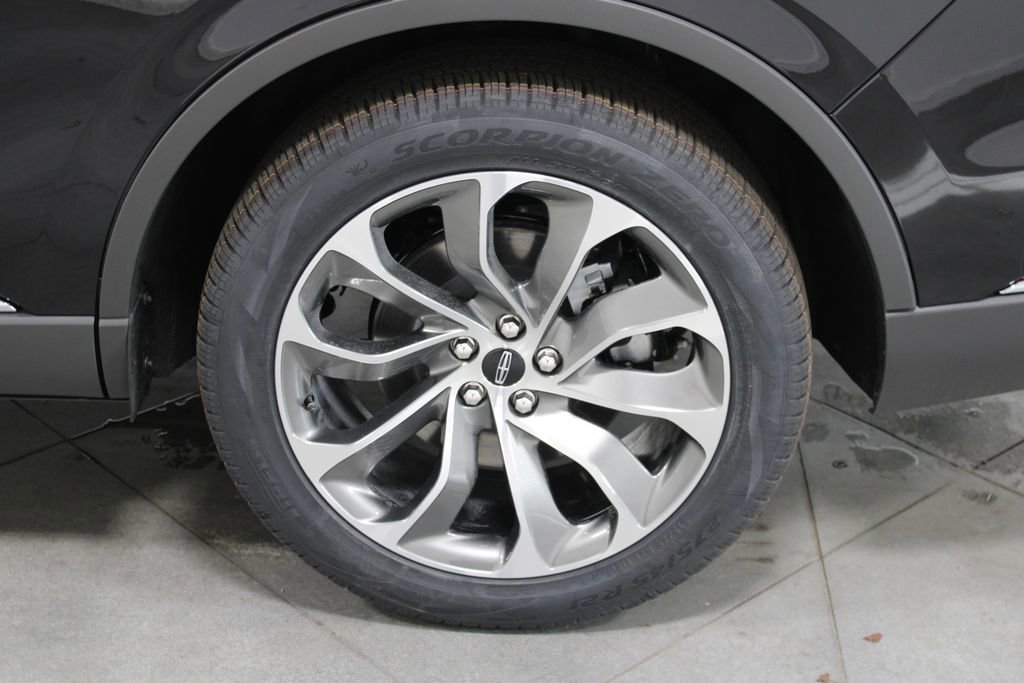 New 2026 Lincoln Aviator Reserve image 17