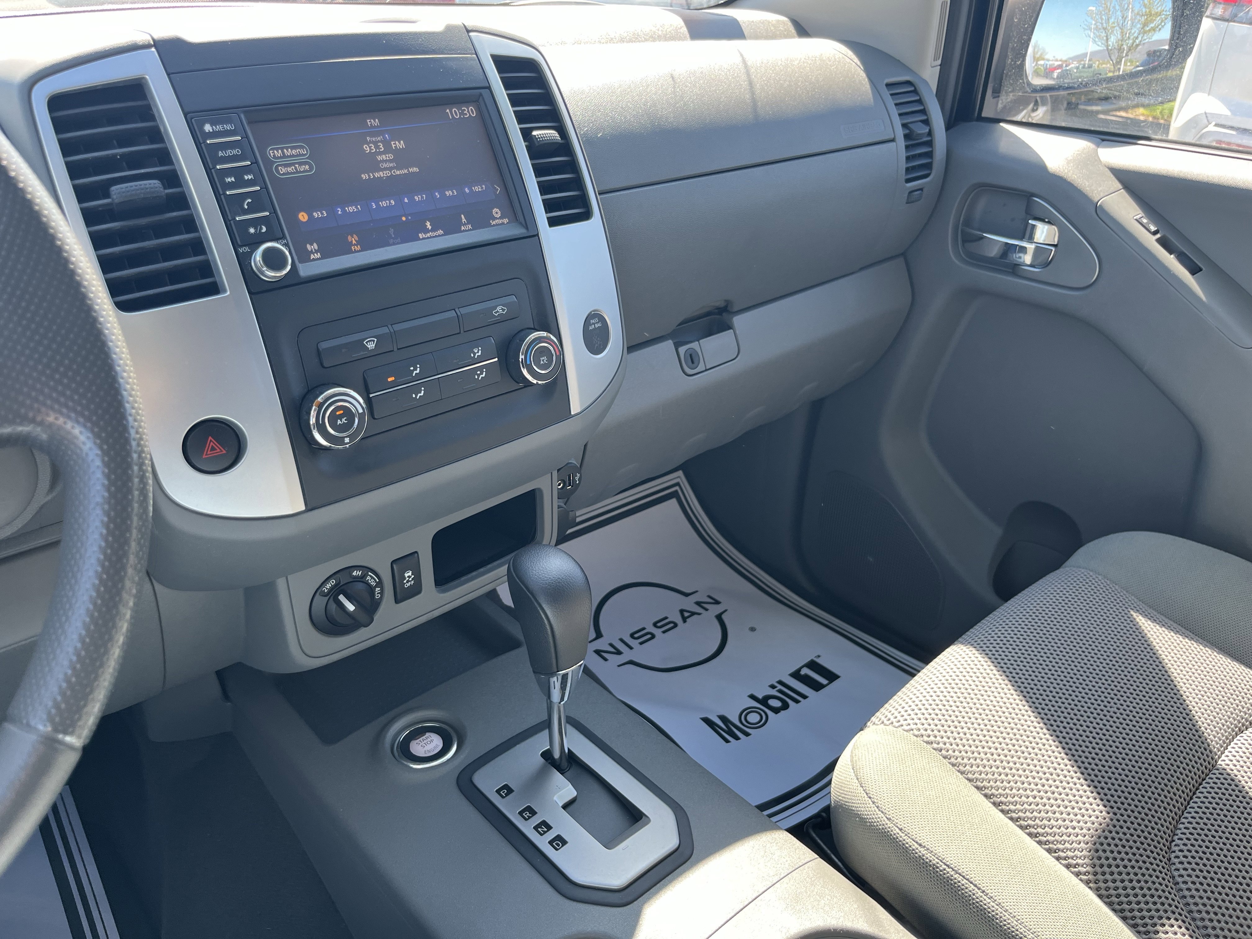 Used 2020 Nissan Frontier SV w/ SV Utility Package AWD/4WD image 27