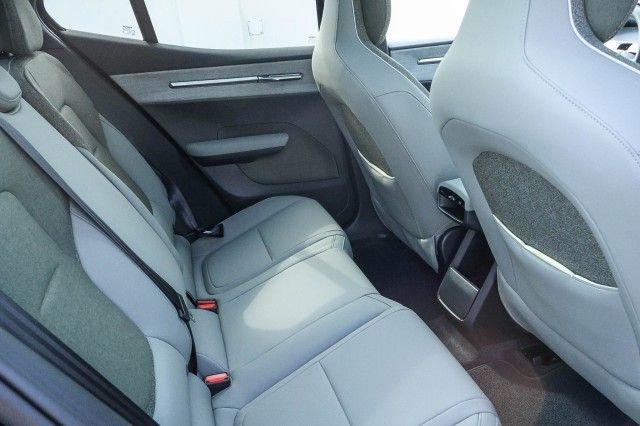 New 2025 Volvo EX30 Plus AWD/4WD image 12