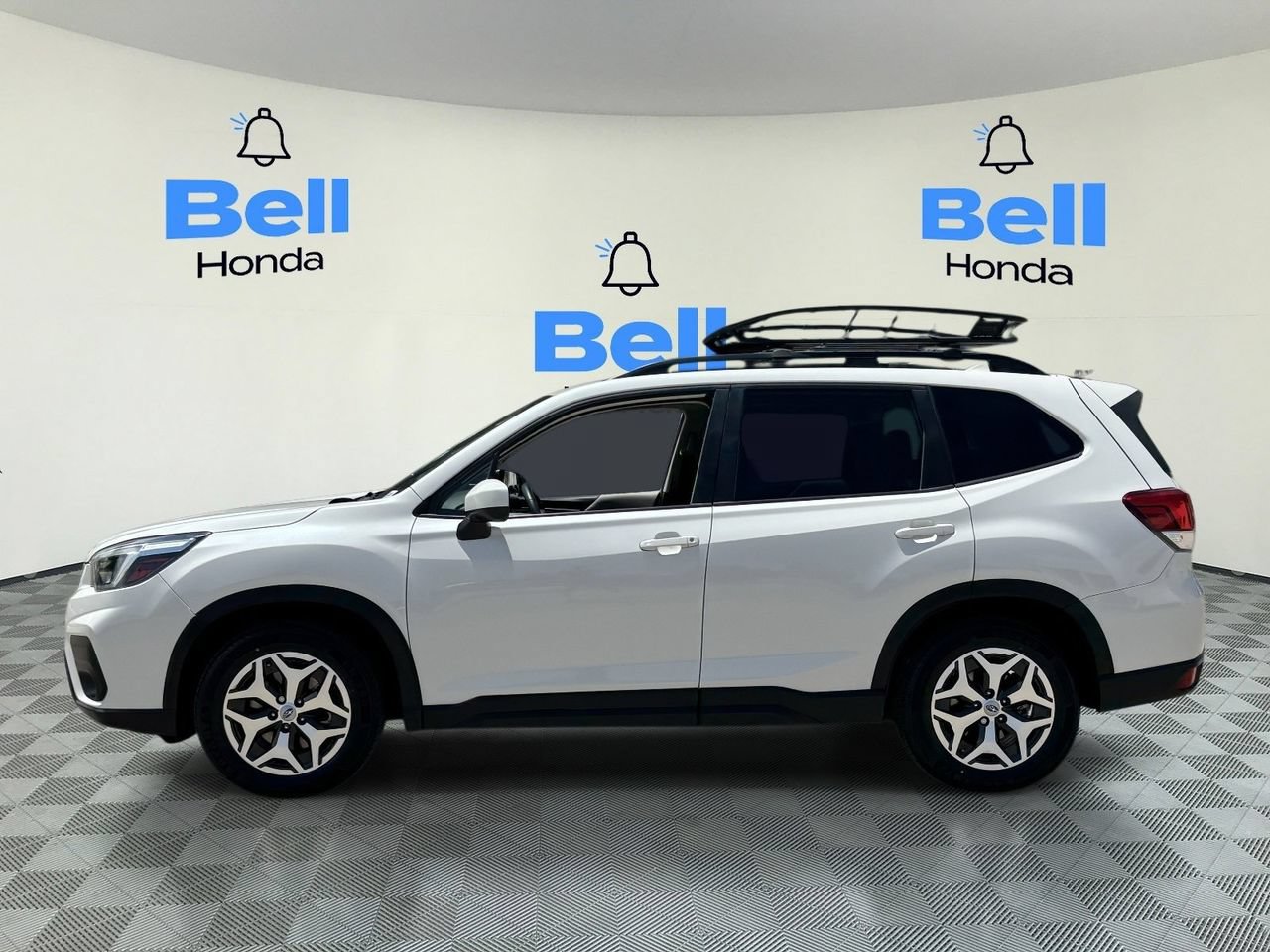 Used 2021 Subaru Forester Premium AWD/4WD image 2