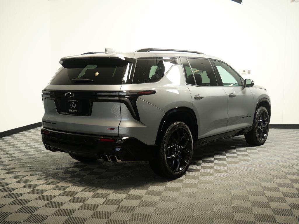 Used 2024 Chevrolet Traverse RS w/ LPO, Floor Liner Package AWD/4WD image 7