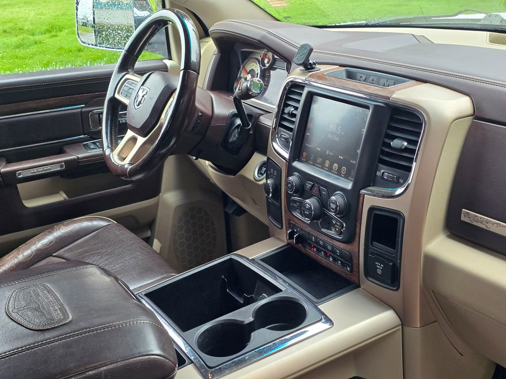 Used 2015 RAM 3500 Laramie Longhorn image 20