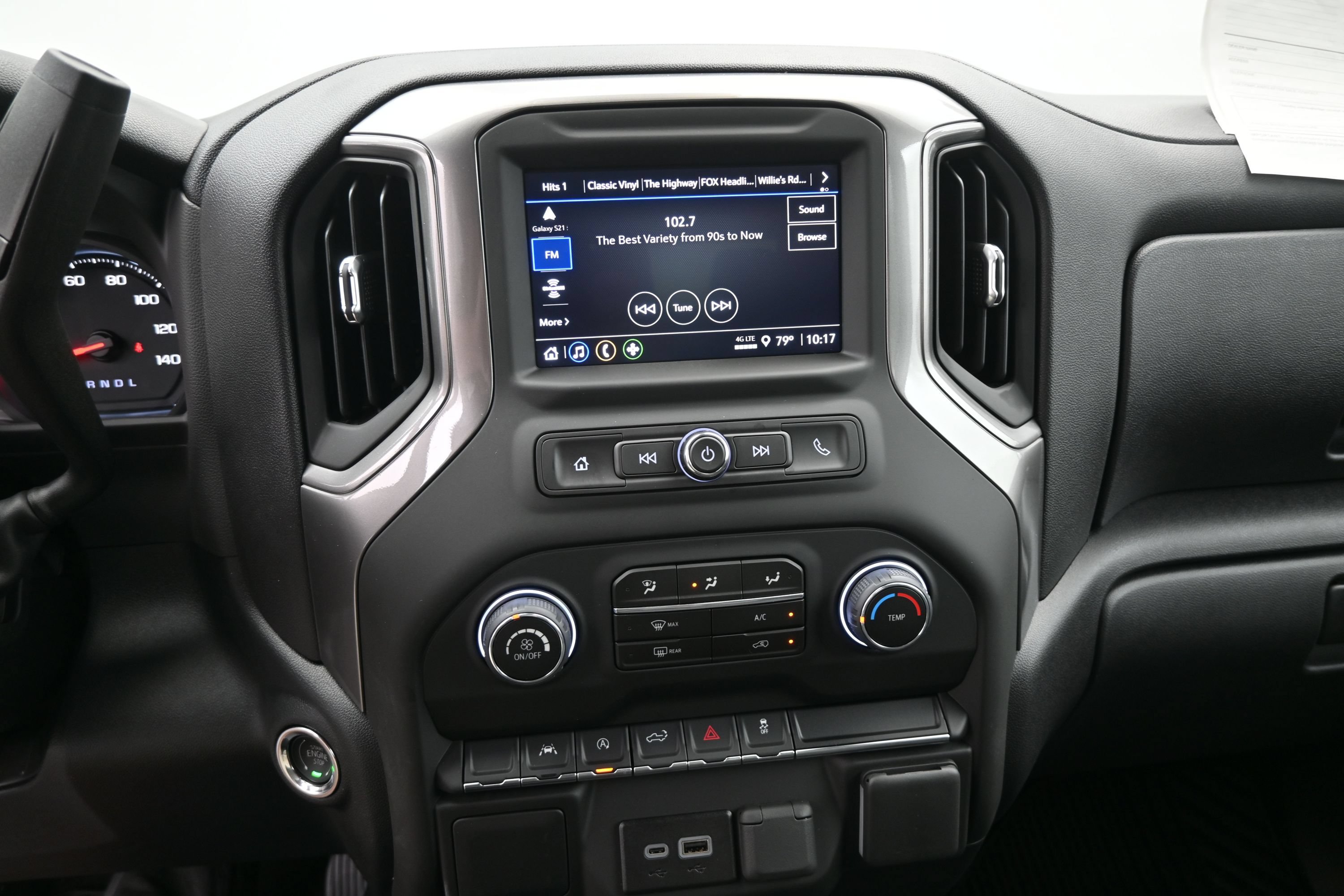 Used 2026 Chevrolet Silverado 1500 Custom AWD/4WD image 17