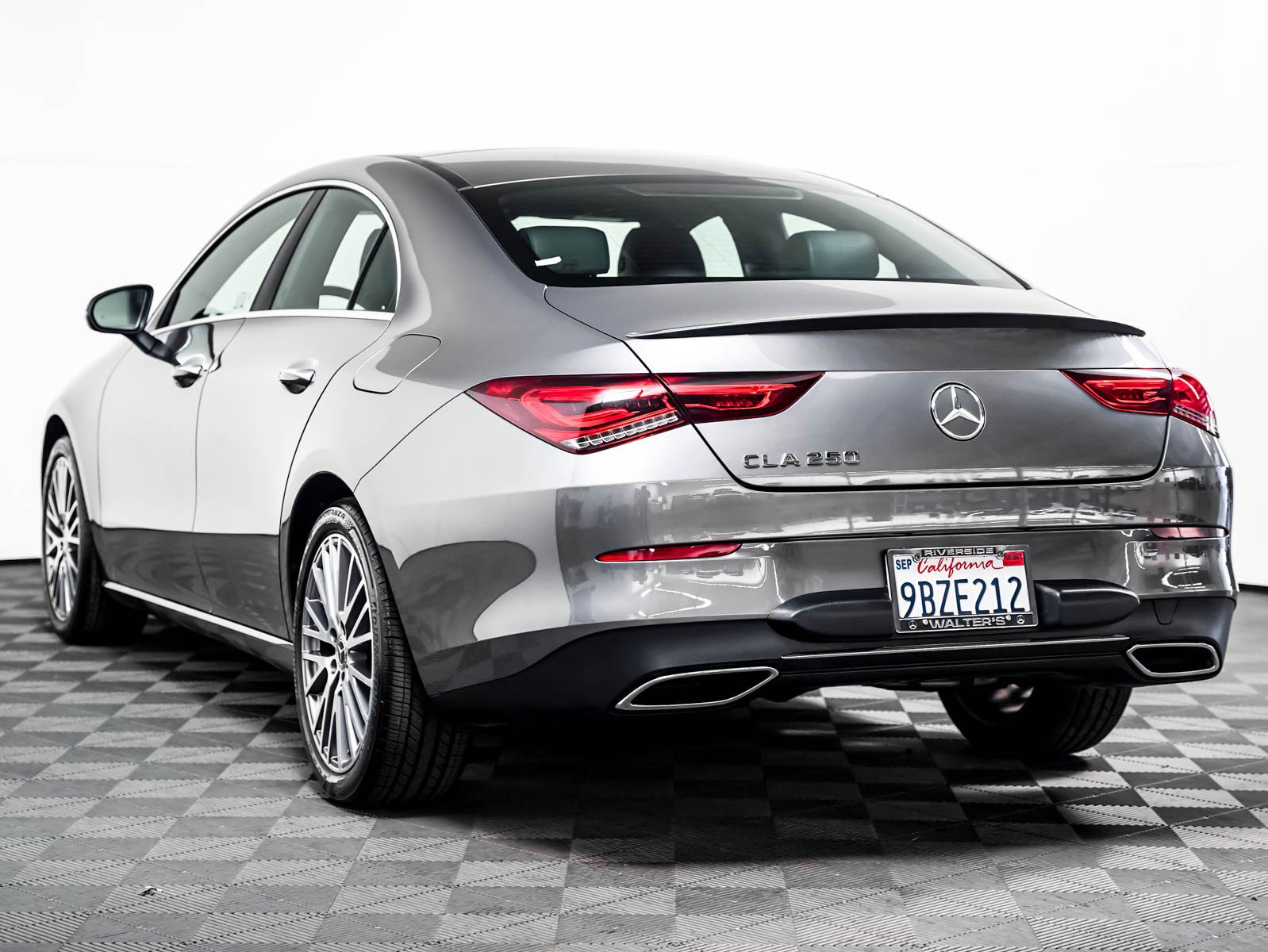 Certified 2022 Mercedes-Benz CLA 250 image 2