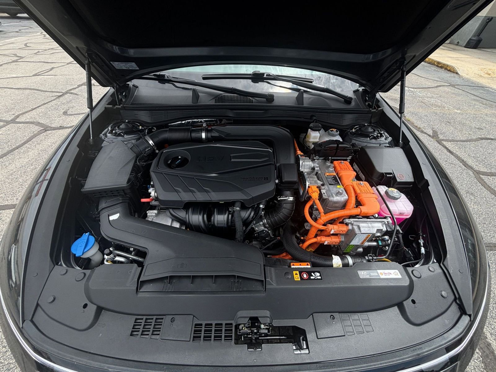 Used 2025 Hyundai Sonata SEL FWD image 35