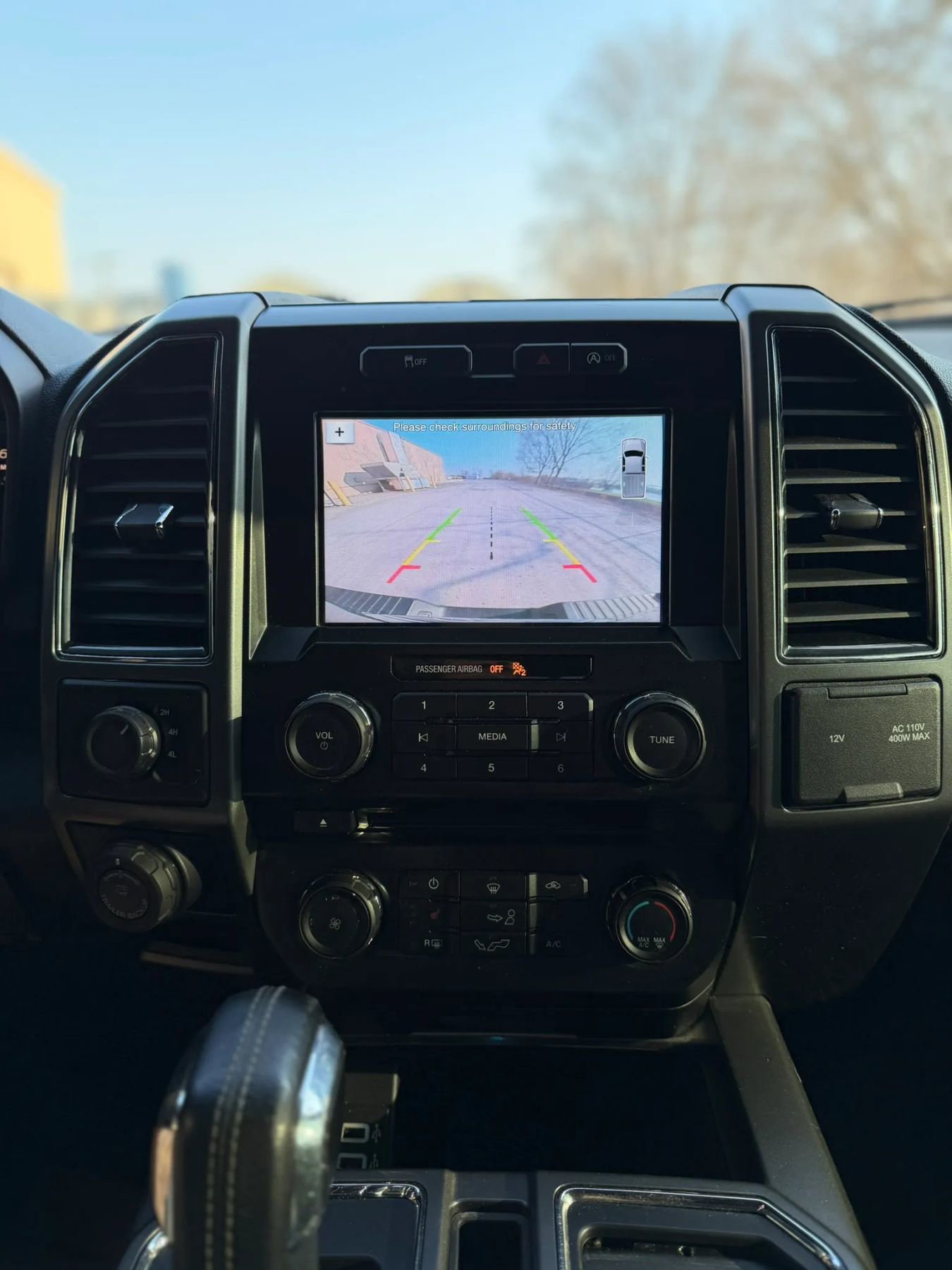 Used 2017 Ford F150 XLT w/ Equipment Group 302A Luxury AWD/4WD image 14