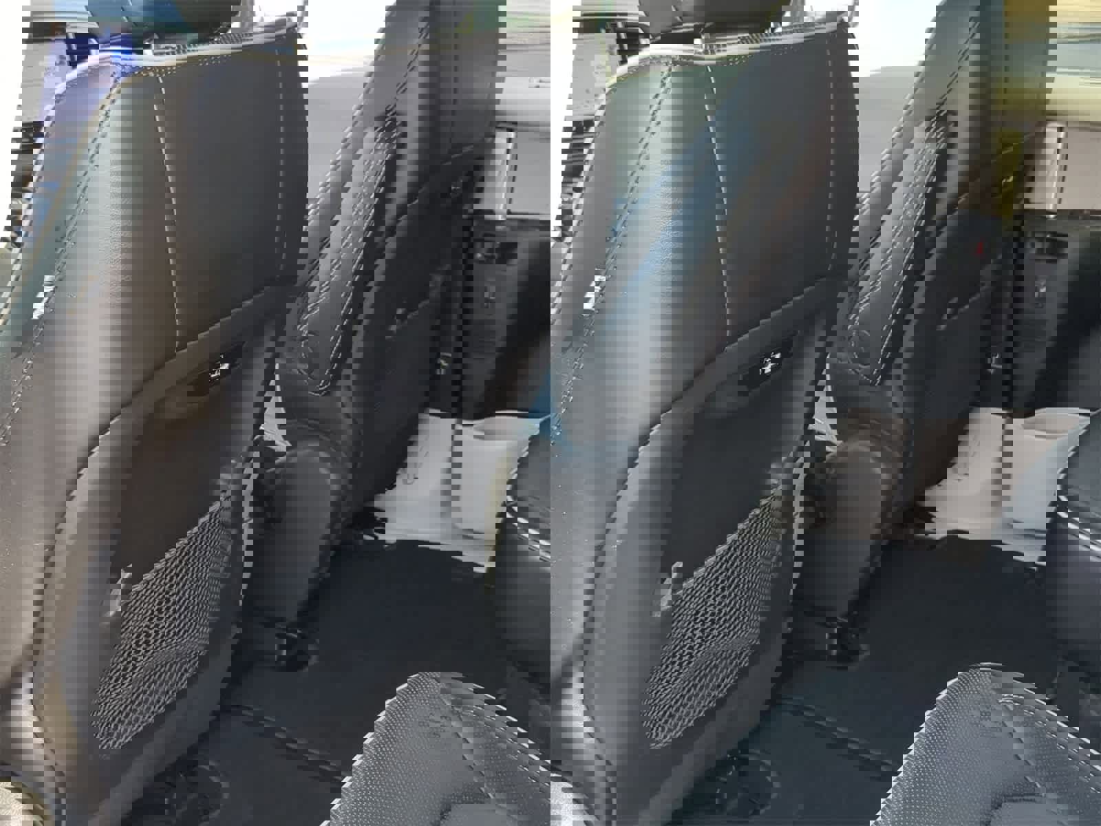 Used 2023 Chrysler Pacifica Limited image 25