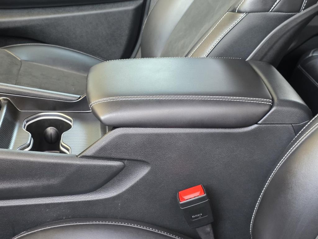 Used 2025 Jeep Grand Cherokee Altitude image 8