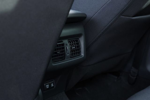 Used 2025 Toyota Camry LE image 11