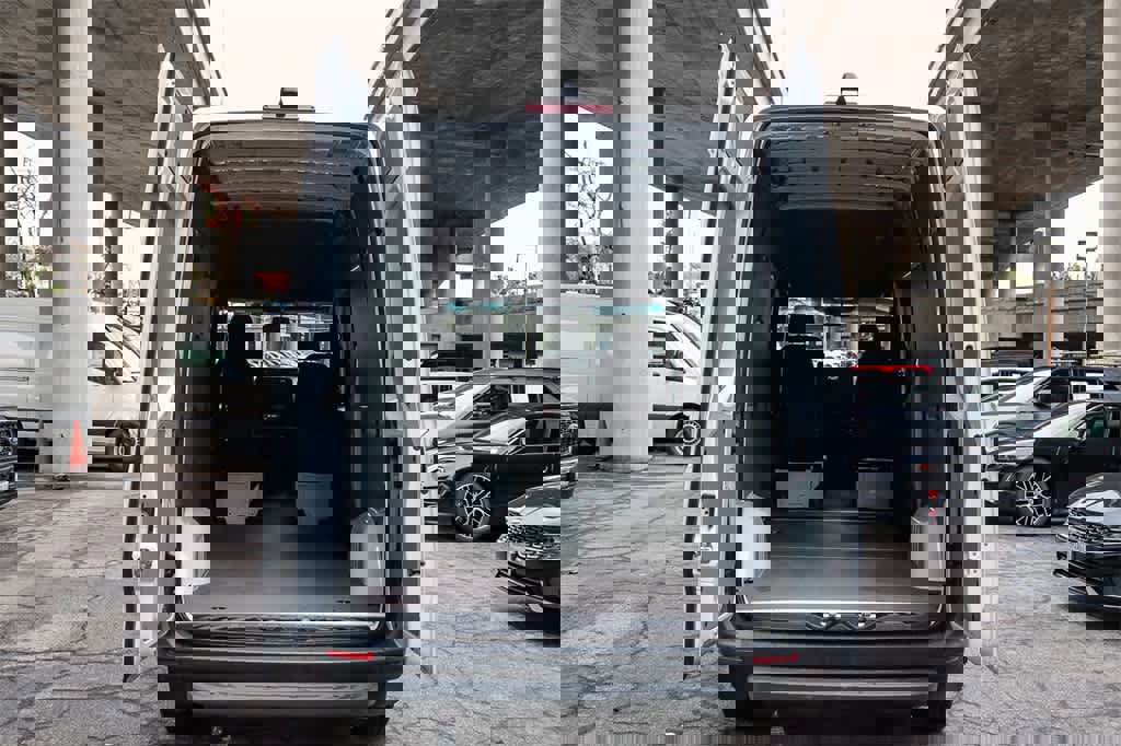 Used 2023 Mercedes-Benz Sprinter 1500 image 29