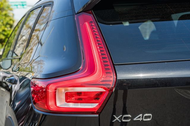 New 2026 Volvo XC40 B5 Plus w/ Climate Package AWD/4WD image 7