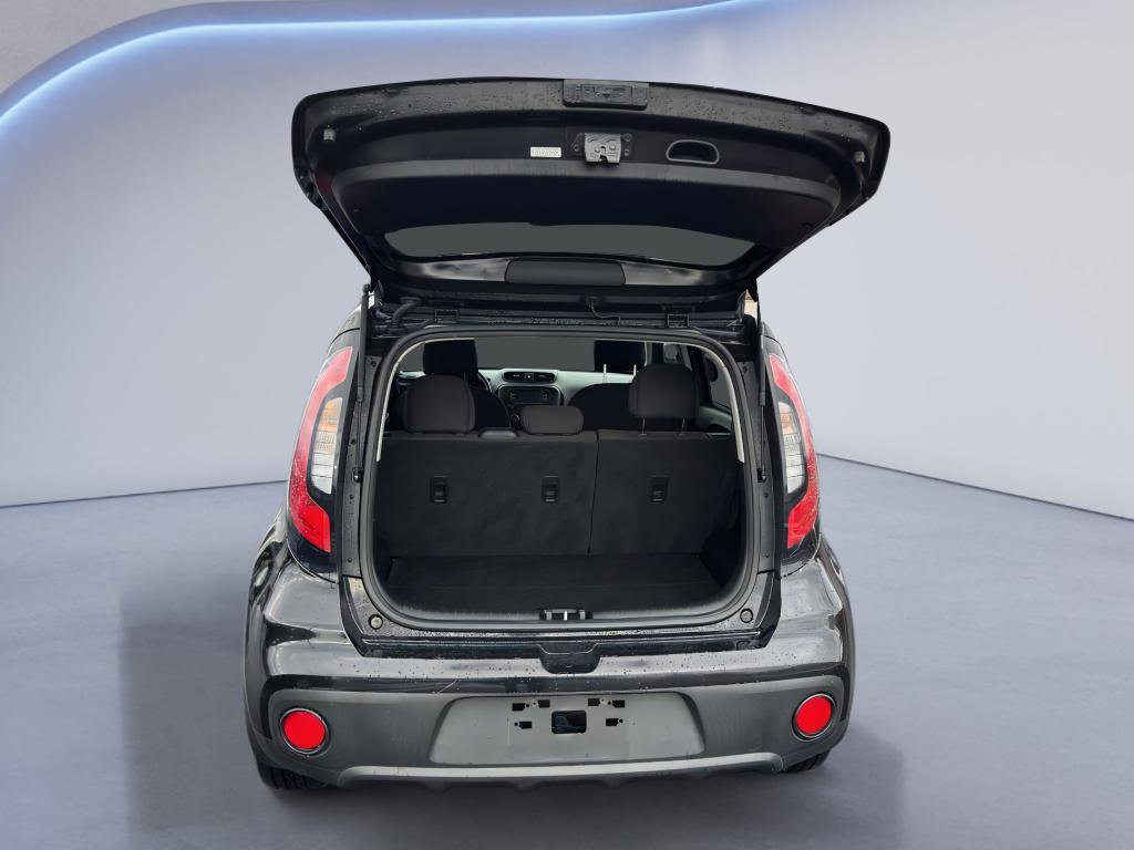 Used 2017 Kia Soul w/ Convenience Package image 9