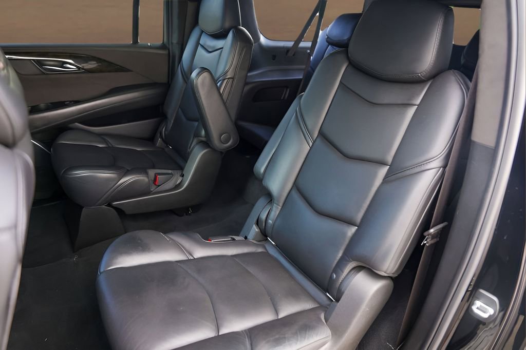 Used 2018 Cadillac Escalade ESV Platinum image 24