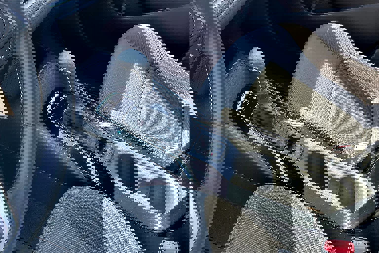 Used 2020 Toyota Corolla SE image 15