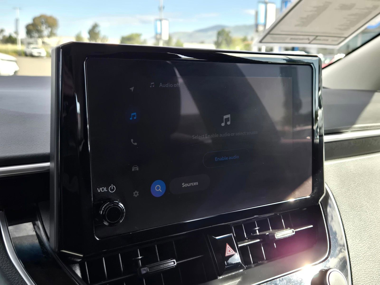 Used 2024 Toyota Corolla LE FWD image 18