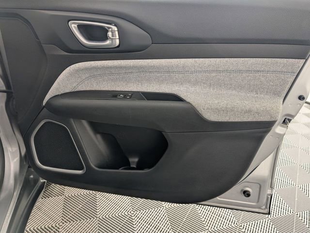 Certified 2023 Jeep Compass Sport image 31