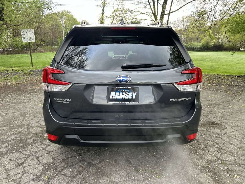 Certified 2023 Subaru Forester Limited AWD/4WD image 7