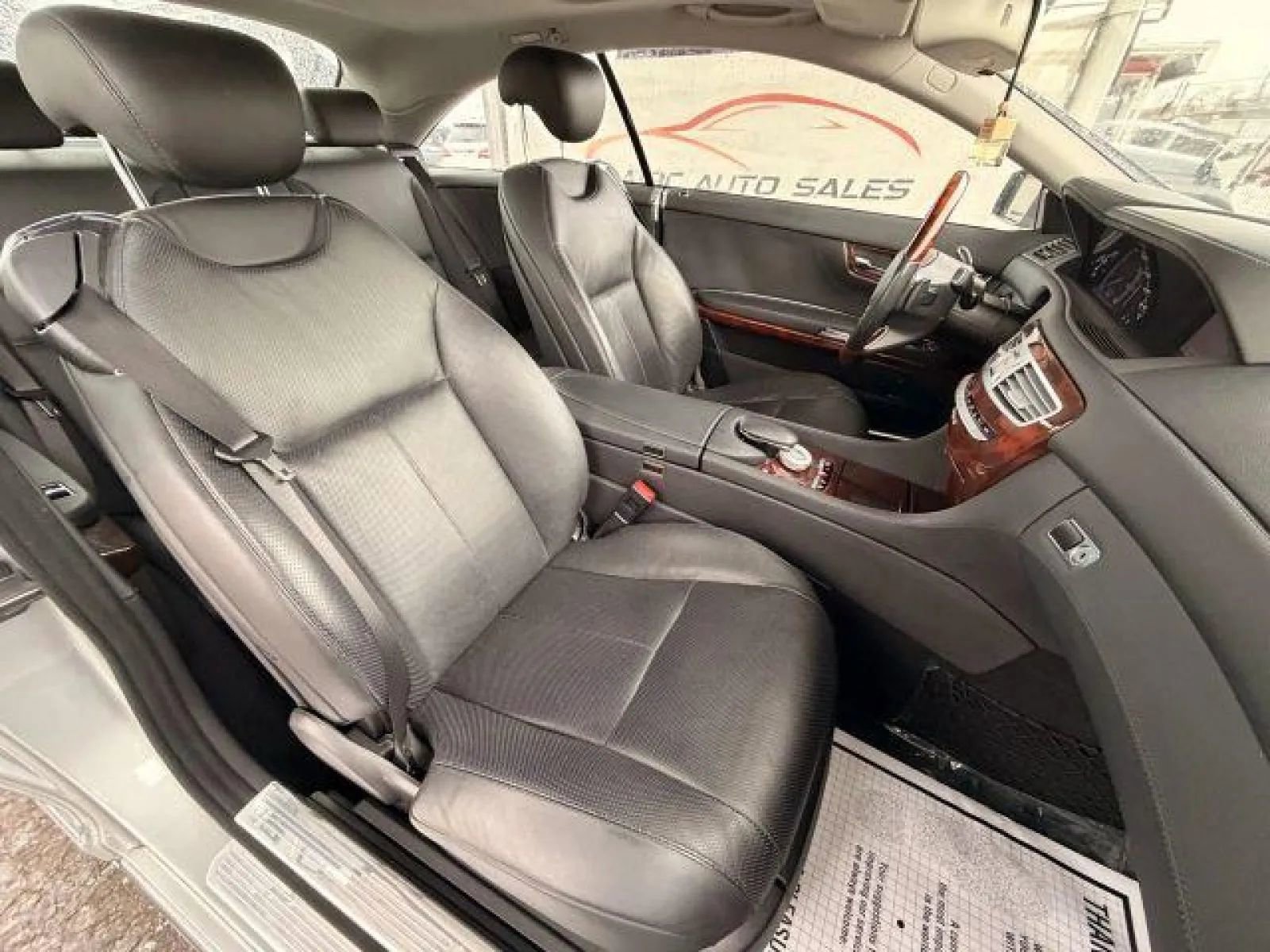 Used 2010 Mercedes-Benz CL 550 4MATIC image 18