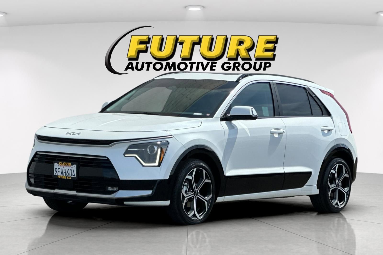 Certified 2023 Kia Niro EX Touring FWD image 8