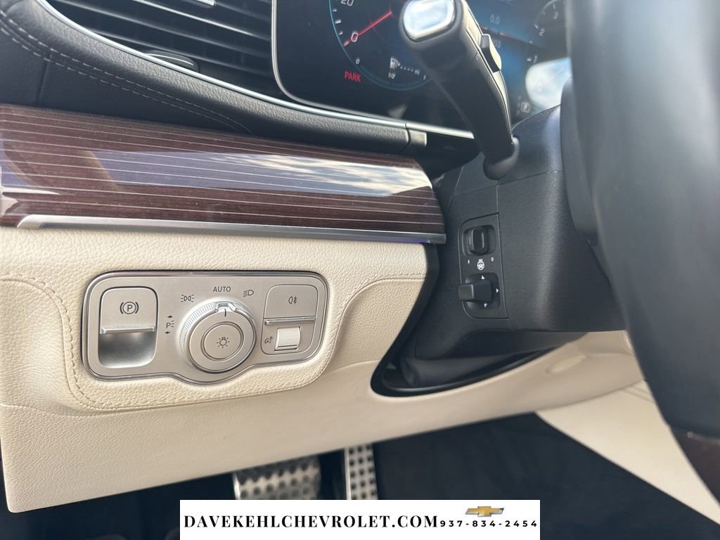 Used 2021 Mercedes-Benz GLS 580 4MATIC image 11