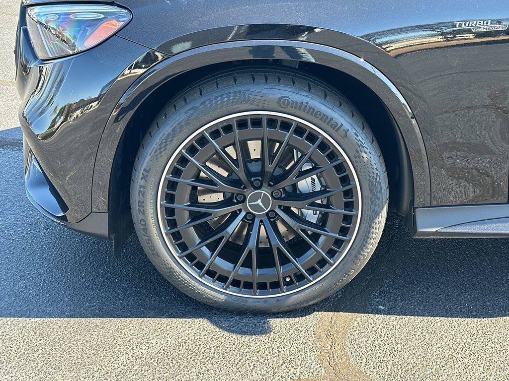 Certified 2025 Mercedes-Benz GLC 43 AMG 4MATIC image 12