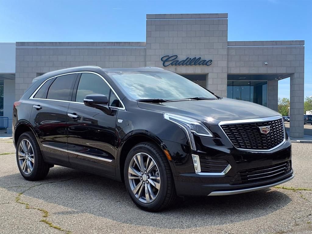 New 2025 Cadillac XT5 Premium Luxury w/ LPO, Floor Liner Package image 3