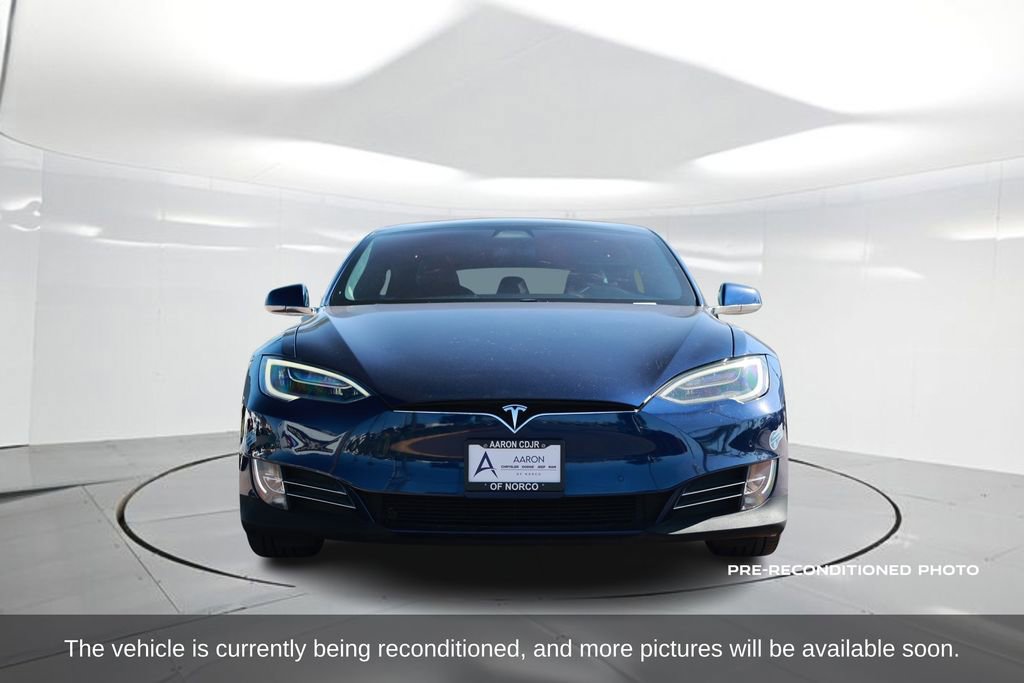 Used 2020 Tesla Model S Long Range Plus image 4