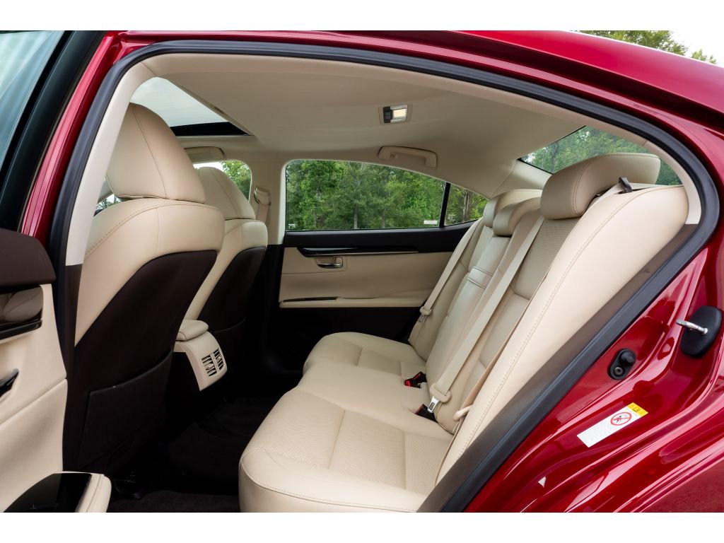 Used 2018 Lexus ES 350 w/ Navigation System Package FWD image 12
