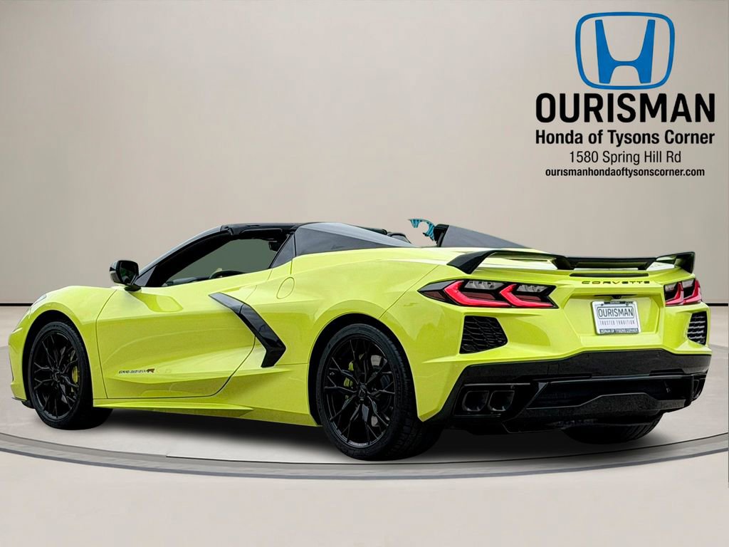 Used 2023 Chevrolet Corvette Stingray Preferred Conv w/ Z51 Performance Package RWD image 3