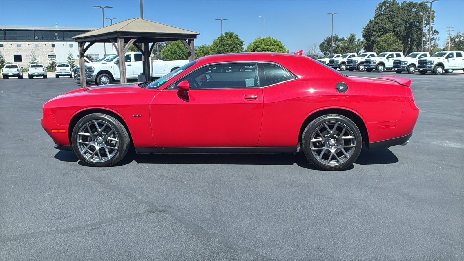 Used 2016 Dodge Challenger R/T Plus RWD image 6