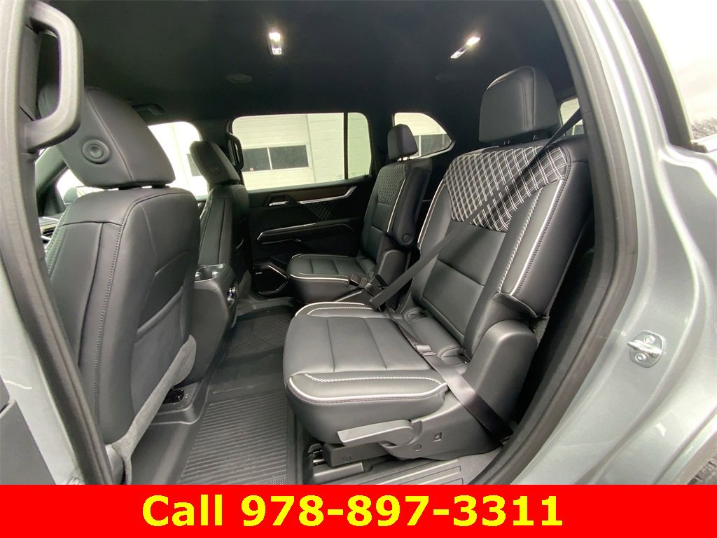 New 2025 GMC Acadia Denali w/ LPO, Floor Liner Package image 24