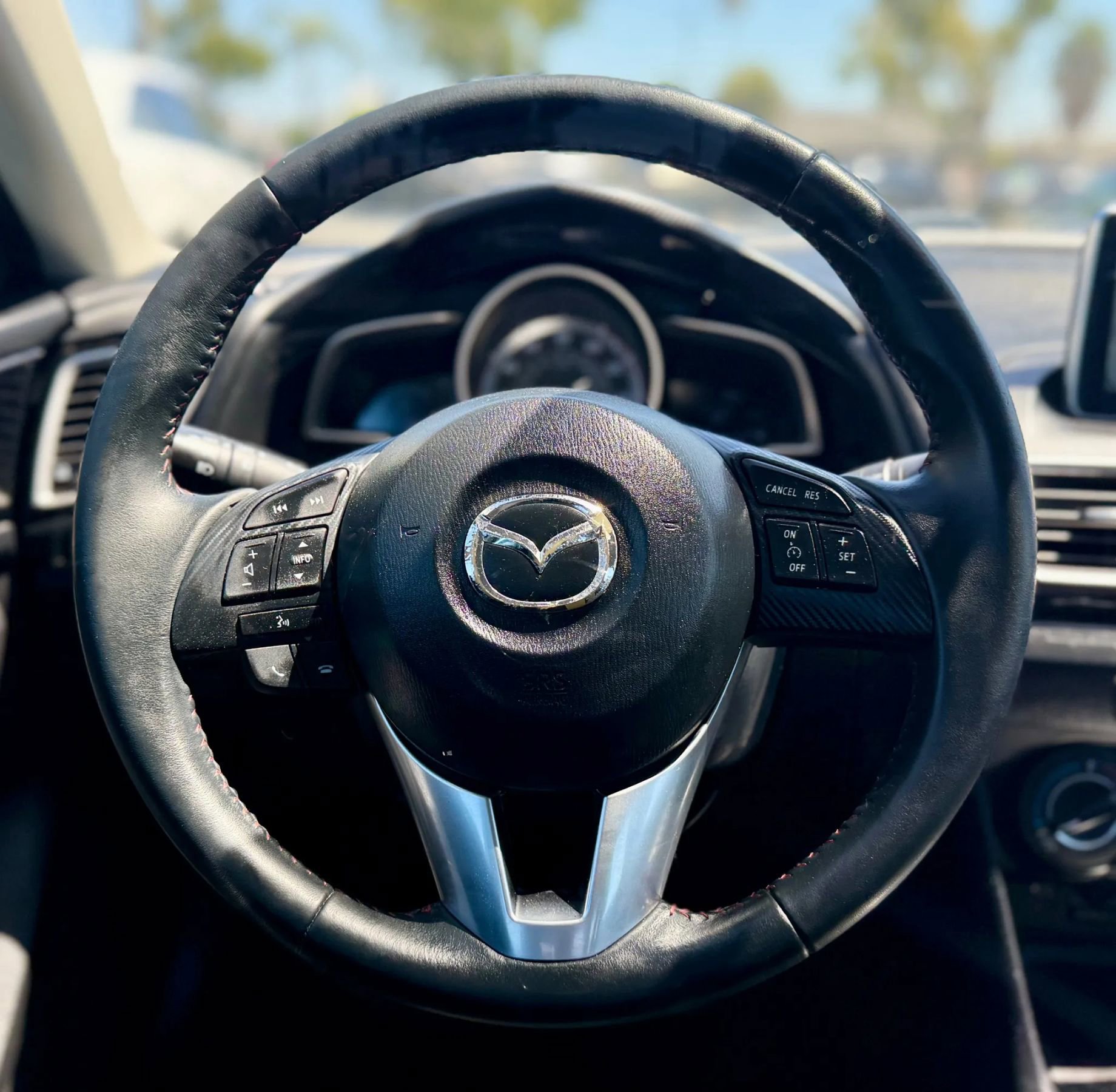 Used 2015 MAZDA MAZDA3 i Touring image 16