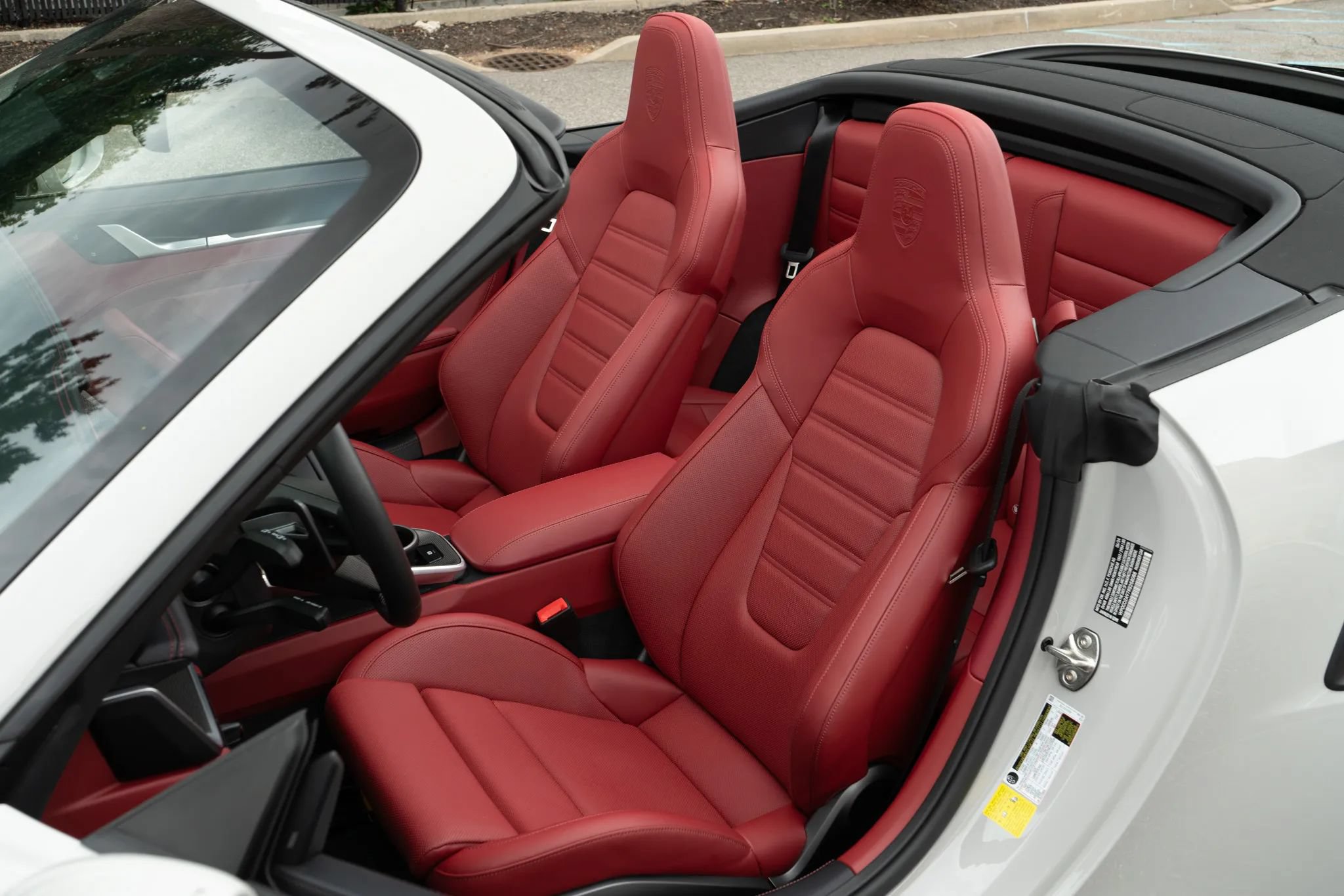 Used 2024 Porsche 911 Cabriolet AWD/4WD image 21