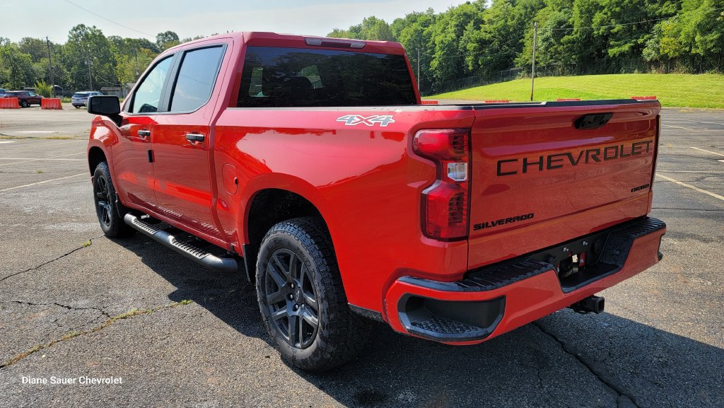 New 2026 Chevrolet Silverado 1500 Custom w/ Turbomax Blackout Package AWD/4WD image 9