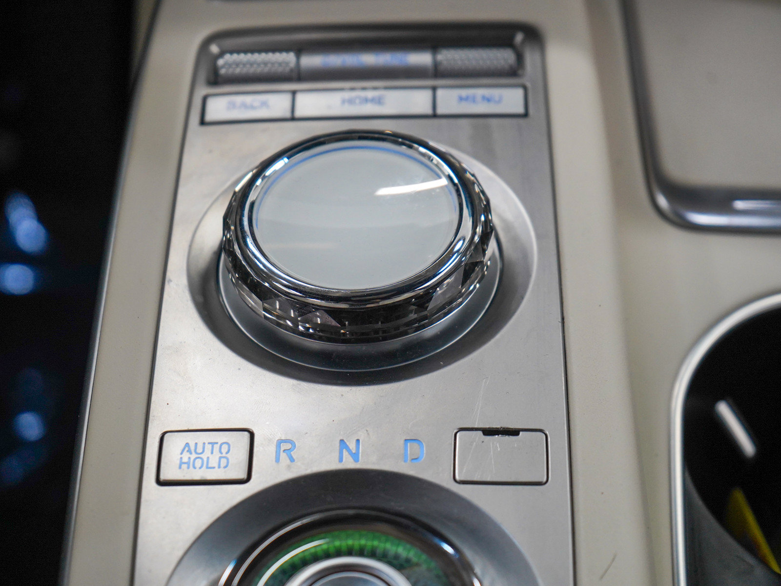 Used 2023 Genesis Electrified GV70 AWD/4WD image 22