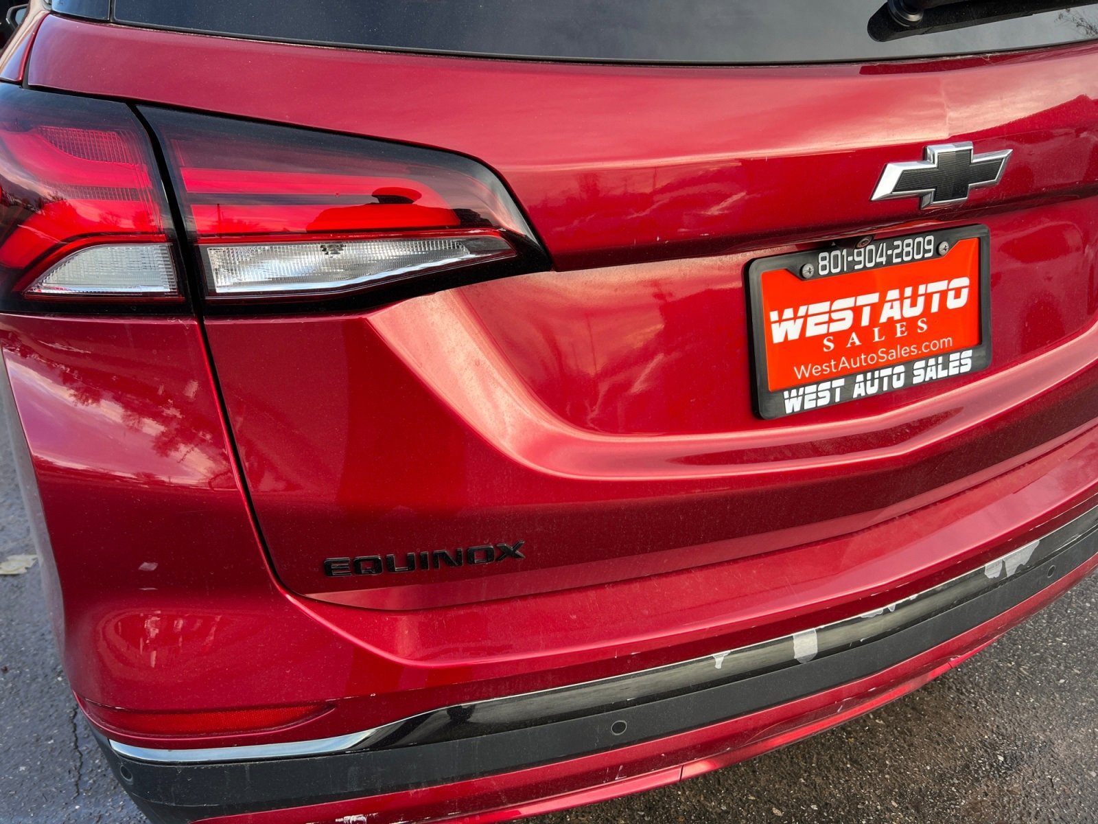 Used 2022 Chevrolet Equinox RS w/ RS Leather Package image 31