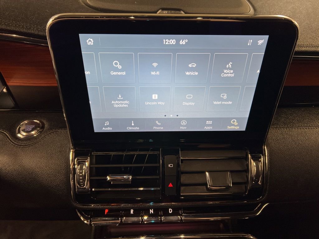 Used 2020 Lincoln Navigator Reserve w/ Equipment Group 208A Reserve image 10