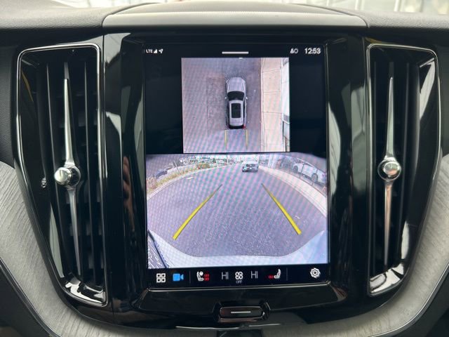 Certified 2025 Volvo XC60 B5 Plus AWD/4WD image 23