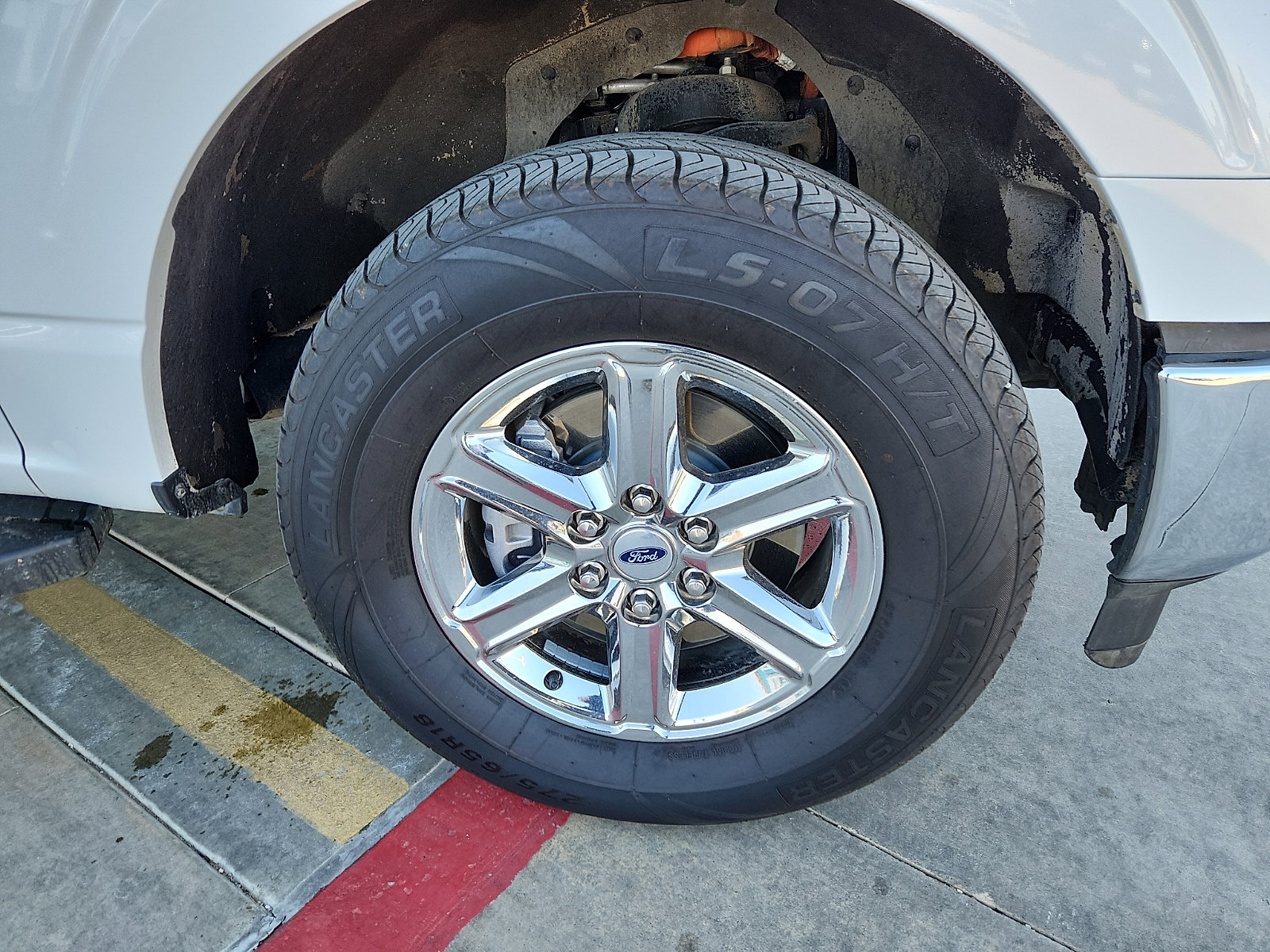 Used 2024 Ford F150 XLT w/ Mobile Office Package image 9