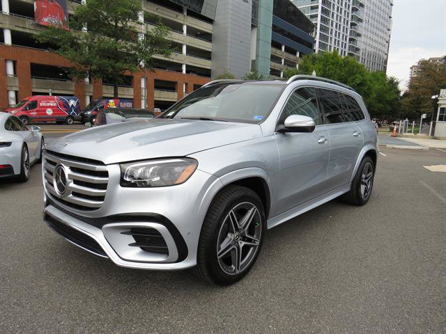 Used 2025 Mercedes-Benz GLS 450 4MATIC w/ AMG Line Exterior image 1
