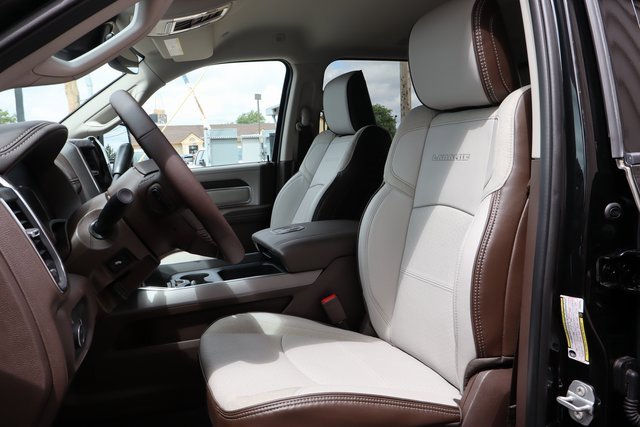 Used 2025 RAM 2500 Laramie w/ Towing Technology Group image 13